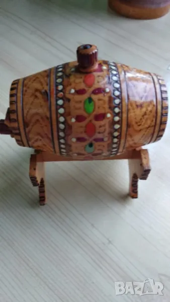 Дървено буренце на стойка, снимка 1