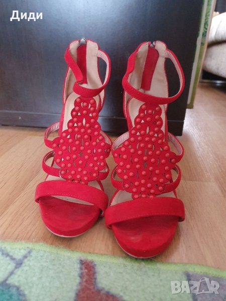Сандалки в червено , снимка 1