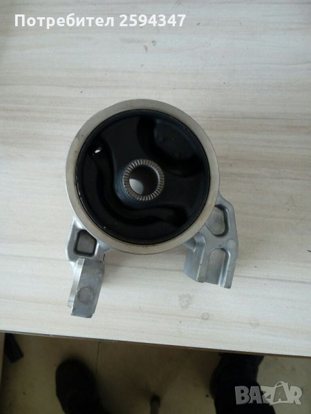 HYUNDAI ACCENT VERNA ОТ 2006г ТАМПОН ДВИГАТЕЛ ПРЕДЕН, снимка 1