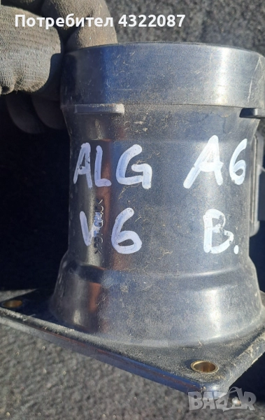 Дебитомер 078 133 471C VW Passat /Audi A4 A6  2.4i 2.8i, снимка 1