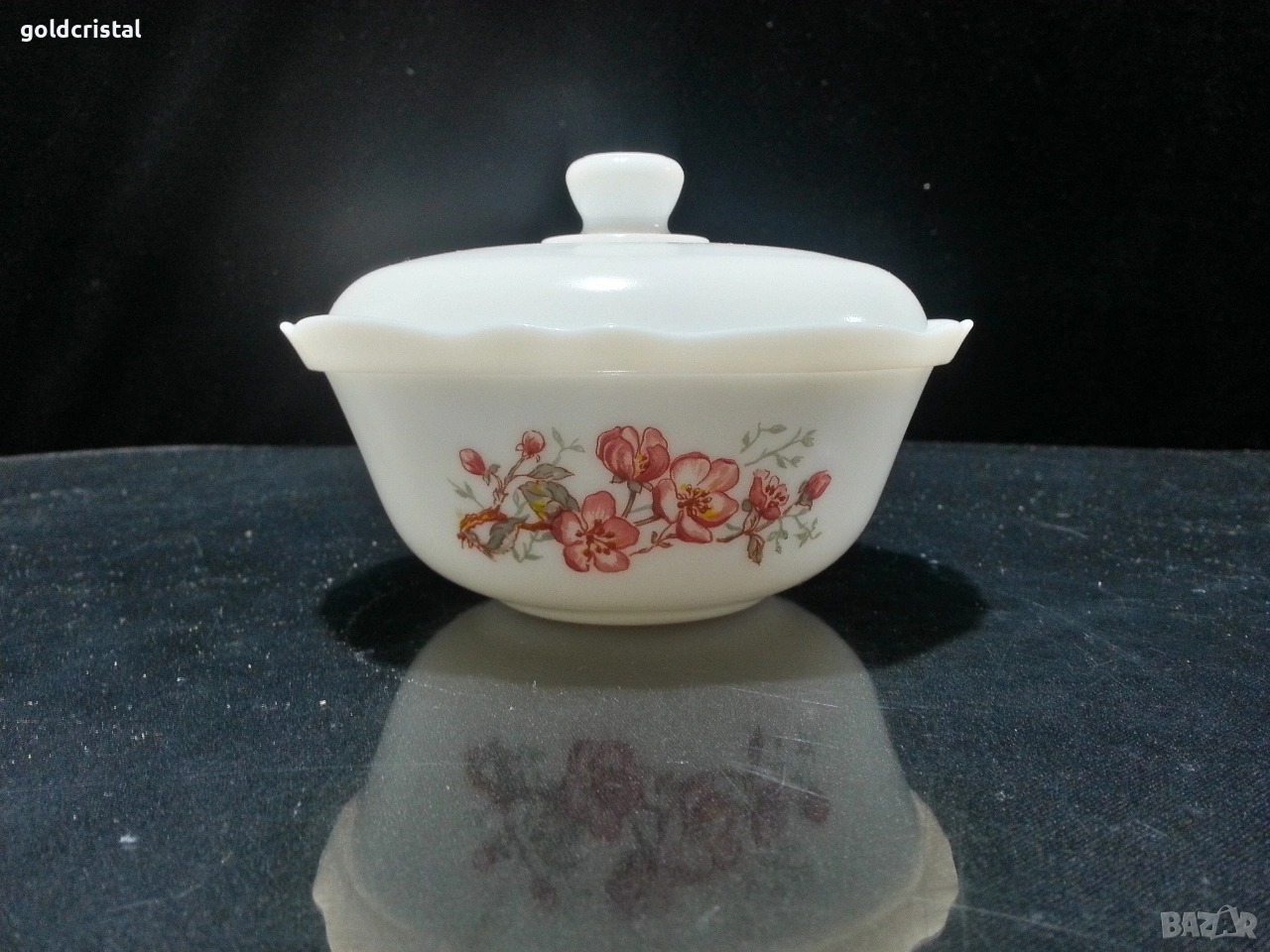 френски аркопал захарница , снимка 1