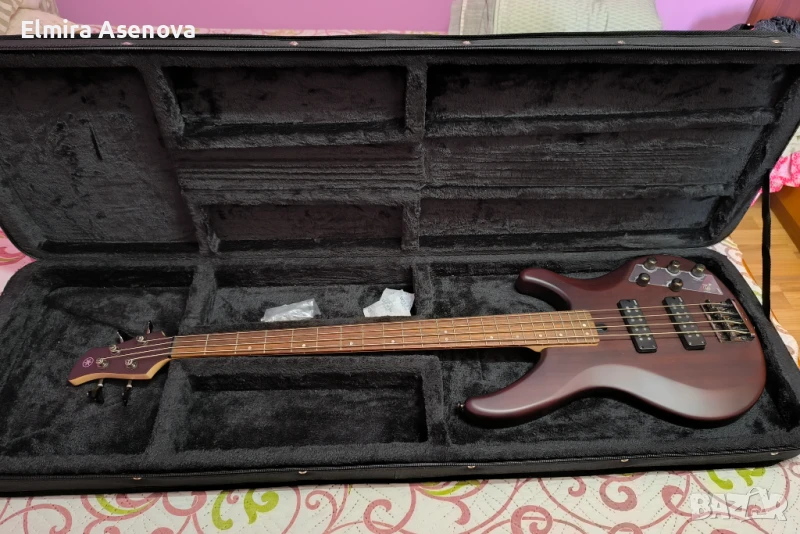 Продавам Бас Китара-Yamaha TRBX504 RW, снимка 1