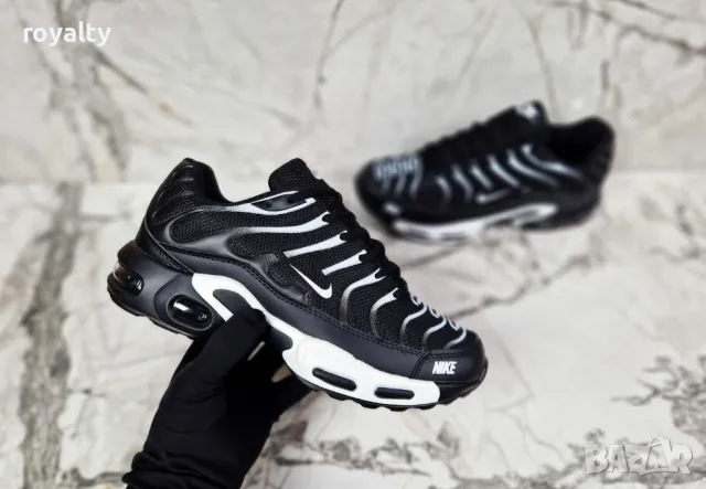 Nike мъжки маратонки , снимка 2 - Маратонки - 49045161