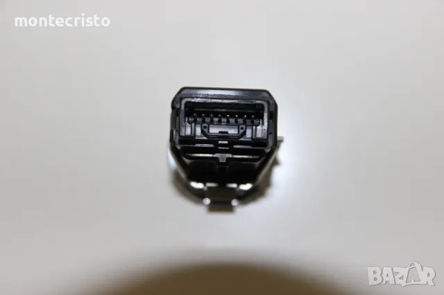 Бутон Engine Start Stop Toyota Corolla verso (2004-2009г.) бутон запалване 15A710, снимка 3 - Части - 48460383