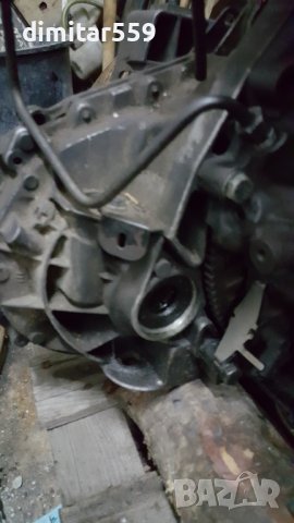 Скоростна кутия ръчна за Renault Espace III 2 2 DCI, снимка 8 - Части - 37974476