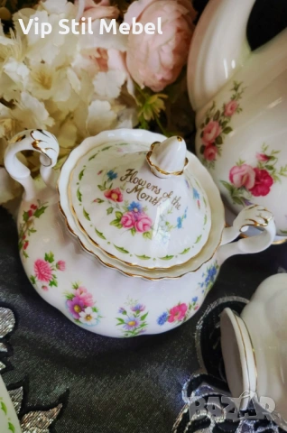 Пълен сервиз Royal Albert Flowers of the month , снимка 3 - Сервизи - 53562422
