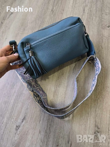 Нова уникална дамска чанта с красива дръжка