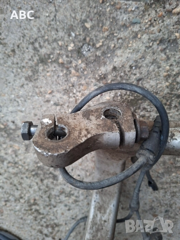 Ляв шенкел за Audi A4 B7 , снимка 4 - Части - 51438448