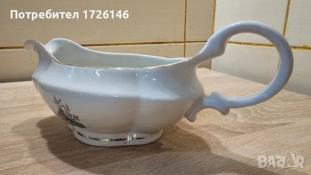 Порцеланова сосиера със златен кант на Изида, снимка 3 - Други - 48891615