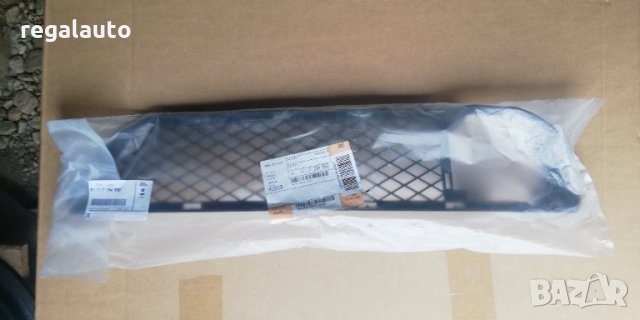 51117154550,решетка средна предна броня BMW E90,91,2004-2008, снимка 5 - Части - 32892568