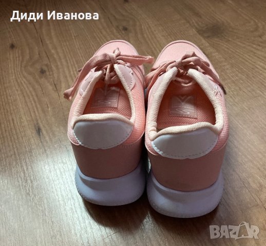 Дамски маратонки Nike, снимка 3 - Маратонки - 43713708