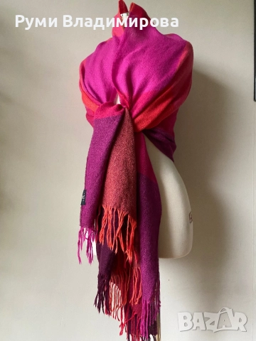 Шарен, кариран шал Тumi, от 100 % baby alpaca 