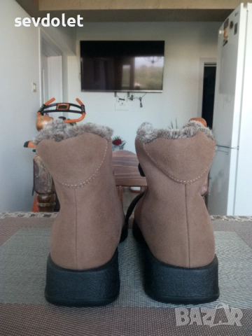 Класическа зимна обувка-Немски-Нови., снимка 3 - Дамски боти - 51685998