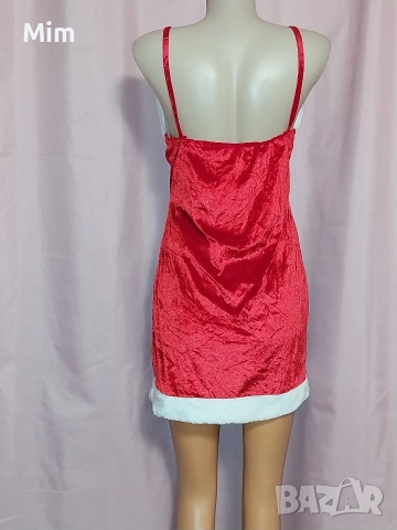 М Червена рокля с бели пухчета за Коледа , снимка 5 - Рокли - 52645968