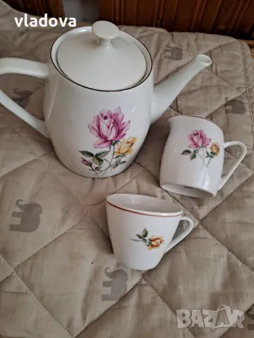 Порцеланов сервиз , снимка 3 - Сервизи - 49631759