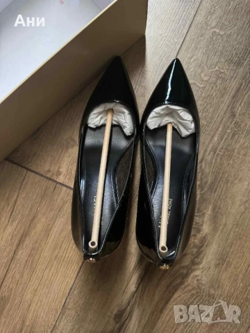 Официални Обувки Michael Kors Alina flex pump черни, снимка 5 - Дамски обувки на ток - 51412655