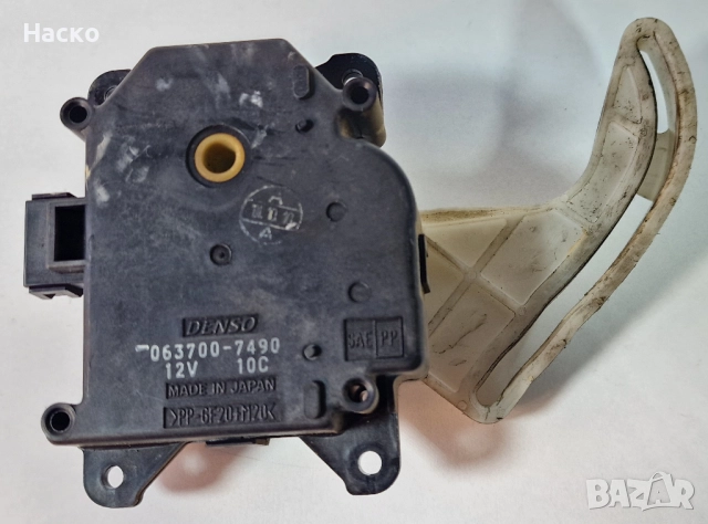 Моторче Клапа Клапи Парно Климатик Климатроник Тойота Корола Версо Toyota Corolla Verso 063700-7490