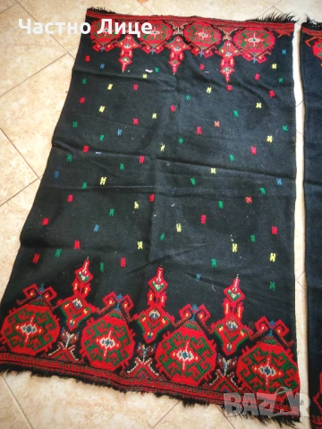 Две Големи Старинни Хърцойски Възглавници за Миндер , снимка 2 - Антикварни и старинни предмети - 53401483