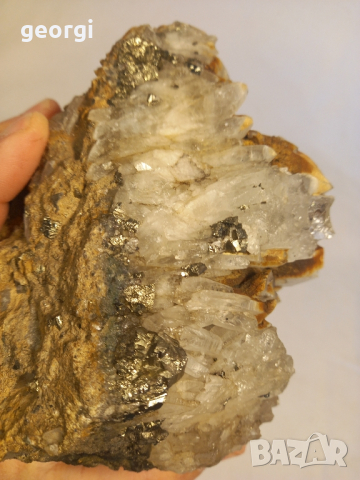 Голям планински кристал минерал, снимка 2 - Колекции - 44872164