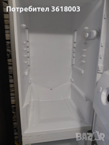 Продавам хладилник Индезит, снимка 10 - Хладилници - 52949384