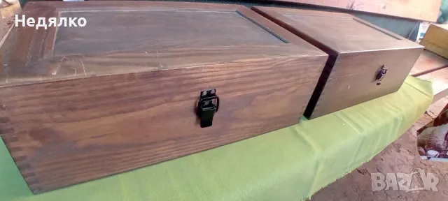 Винтидж кутии от явор,2бр,ценности,часовници,оръжия, снимка 2 - Антикварни и старинни предмети - 48043232