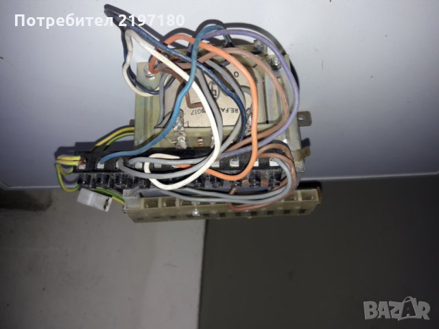 Траф 220/5,7,9,12,16 и 24V, снимка 3 - Друга електроника - 27837034