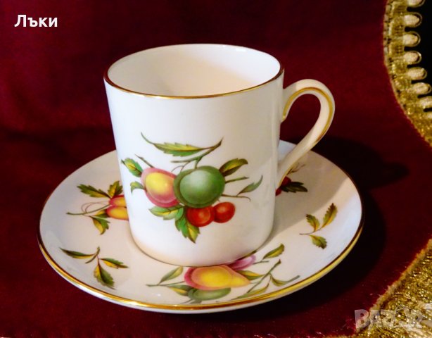 Чаша с чиния английски порцелан,злато. , снимка 1 - Чаши - 33147519