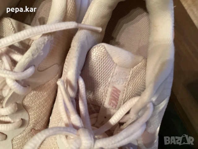 Маратонки NIKE №36,5, снимка 5 - Маратонки - 53608023