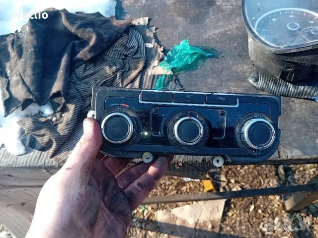 управление на климатроник vw tiguan