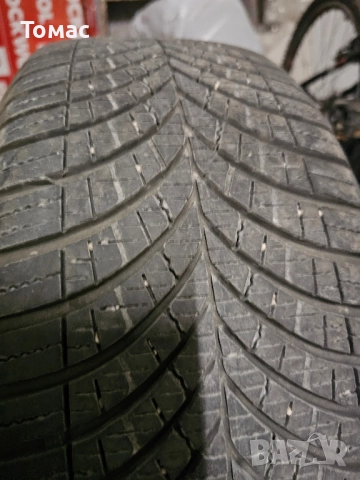 Всесезонни гуми 205/55/16 GOODYEAR, снимка 5 - Гуми и джанти - 52453251