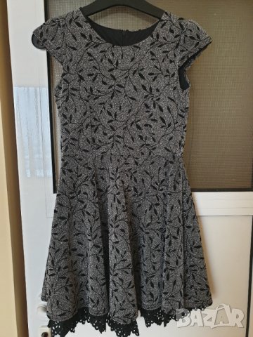 Официална рокля в сребристо и черно, снимка 2 - Детски рокли и поли - 43435114