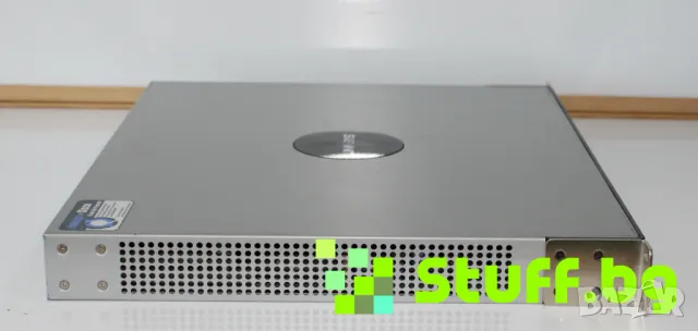 Суич Linksys SFE2010 48Port, снимка 3 - Суичове - 49447728
