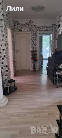 масивна луксозна къща с басейн, снимка 10 - Къщи - 51461258