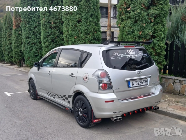 TOYOTA COROLLA VERSSO 2.2 DIZEL, снимка 4 - Автомобили и джипове - 52930831