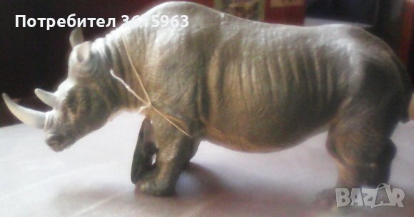 Пластмасов носорог