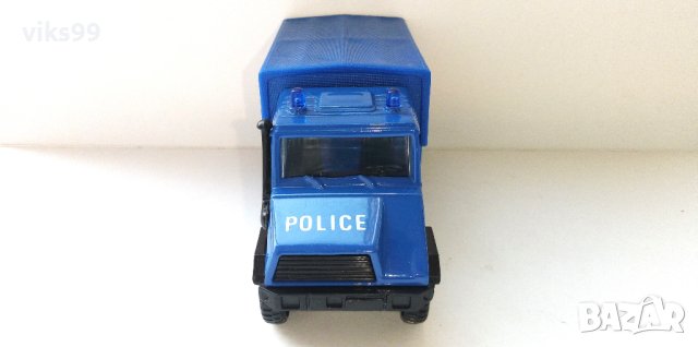 Камион с каросерия POLICE Welly, снимка 6 - Колекции - 40456228
