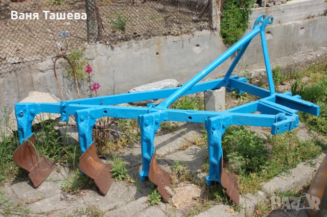Продавам плуг 