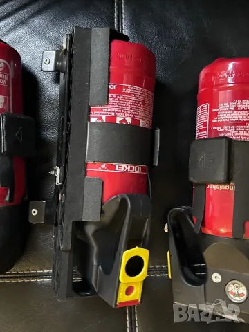 немски пожарогасител със стойка за вграждане под седалка на мпс, снимка 3 - Аксесоари и консумативи - 49795150