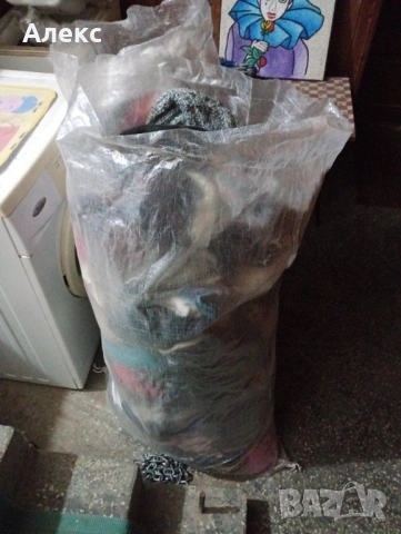 Зимни маркови шапки!