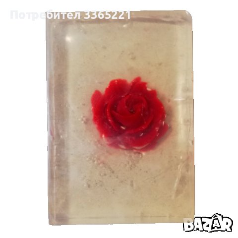 Прозрачен глицеринов сапун вътре с роза, снимка 1 - Ръчно изработени сувенири - 37957987