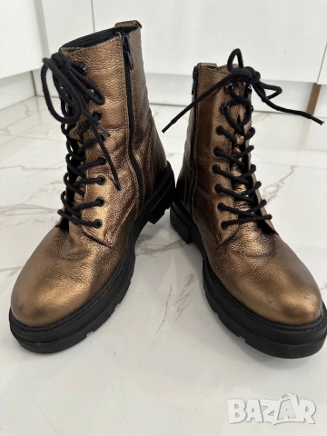 Дамски боти ест. кожа N.40