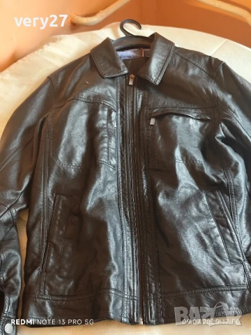 кожено яке панталон  и пола