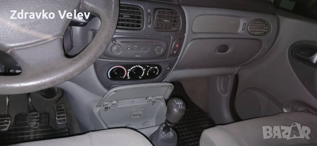 Продавам Рено сценик 1,6 16v 2002г, снимка 4 - Автомобили и джипове - 52603306