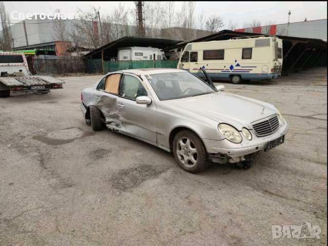 Mercedes w211 240 v6 177HP НА ЧАСТИ , снимка 4 - Автомобили и джипове - 36462044