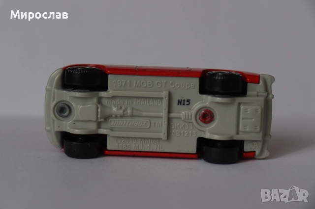 1/64 MATCHBOX MGB GT COUPE КОЛИЧКА МОДЕЛ, снимка 6 - Колекции - 52919228