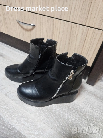 Дамски боти на платформа, снимка 3 - Дамски боти - 53564332