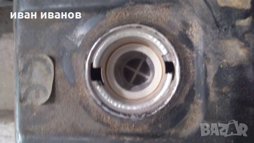 Резервоар, снимка 3 - Части - 26393088