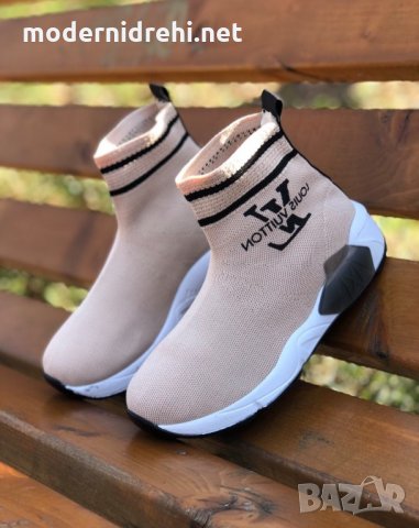 Дамски спортни обувки Louis Vuitton код 49, снимка 1 - Дамски ежедневни обувки - 32565673
