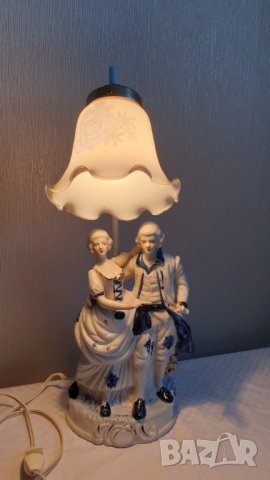 Старинна порцеланова лампа, викторианска двойка, снимка 2 - Други ценни предмети - 43602973
