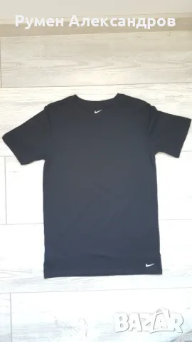 Черна детска унисекс тениска Nike за ръст 147-163 см или 11 - 13 год., снимка 2 - Детски тениски и потници - 50091171